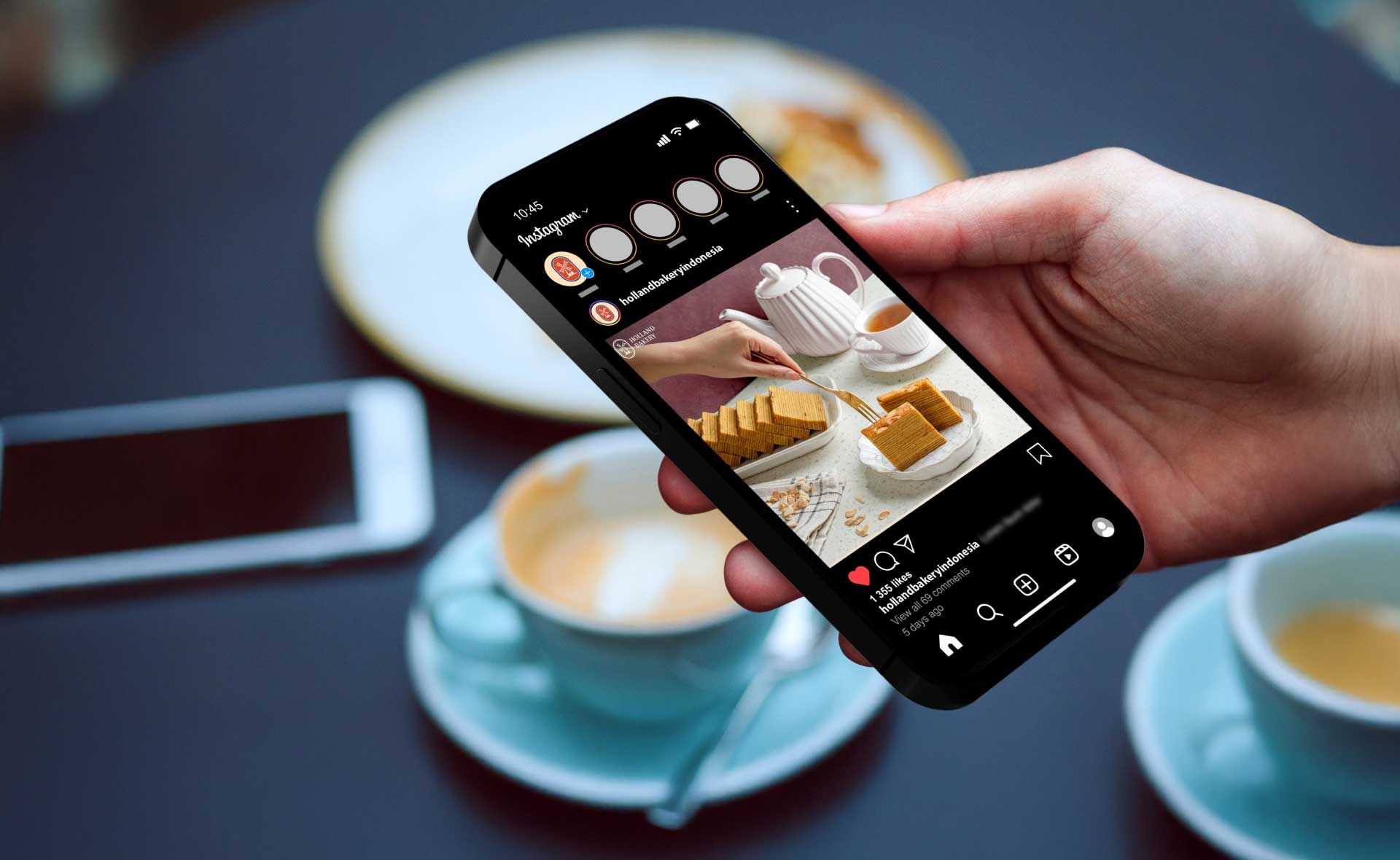 Holland Bakery Social Media